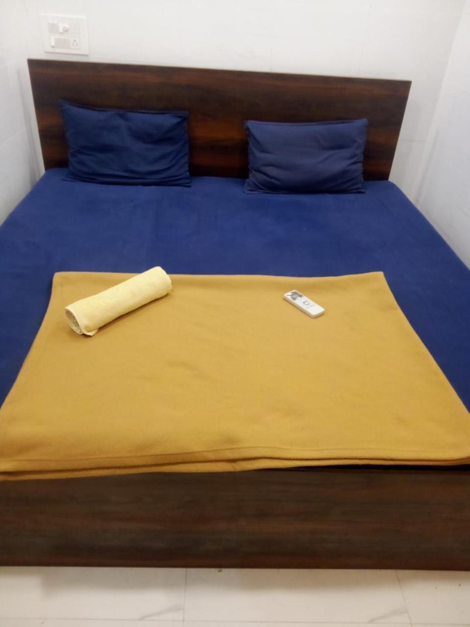 Patel'S Guest House Surat Bagian luar foto